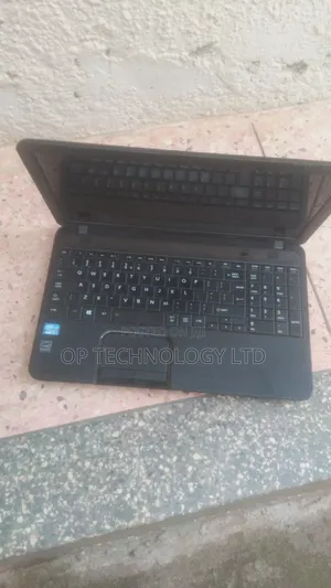 Laptop Toshiba Satellite C50A 2GB Intel HDD 128GB