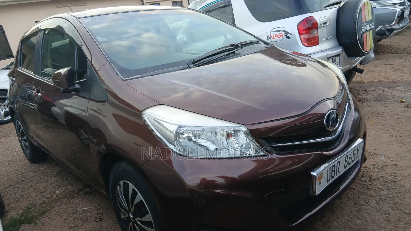 Toyota Vitz 2012