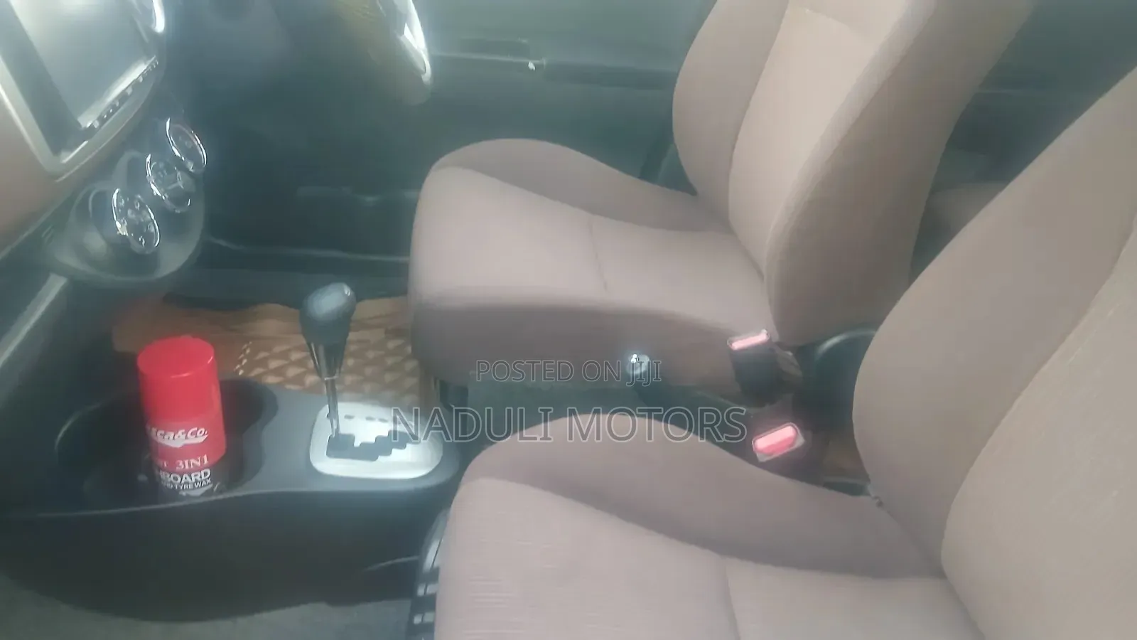 Toyota Vitz 2012