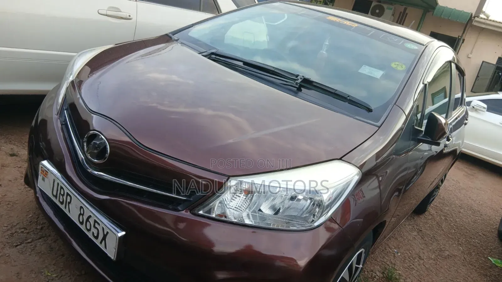 Toyota Vitz 2012
