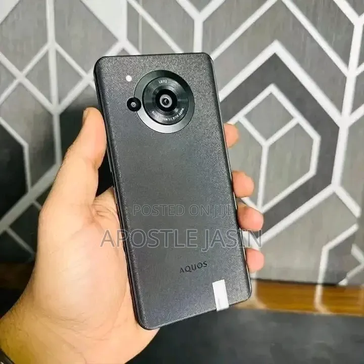 Sharp Aquos R7 256 GB Black
