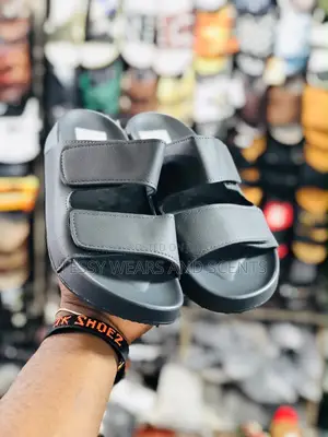 Sandals 40-45