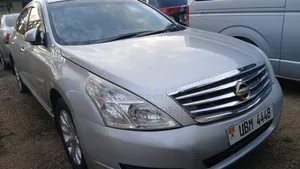 Nissan Teana 2010 Silver