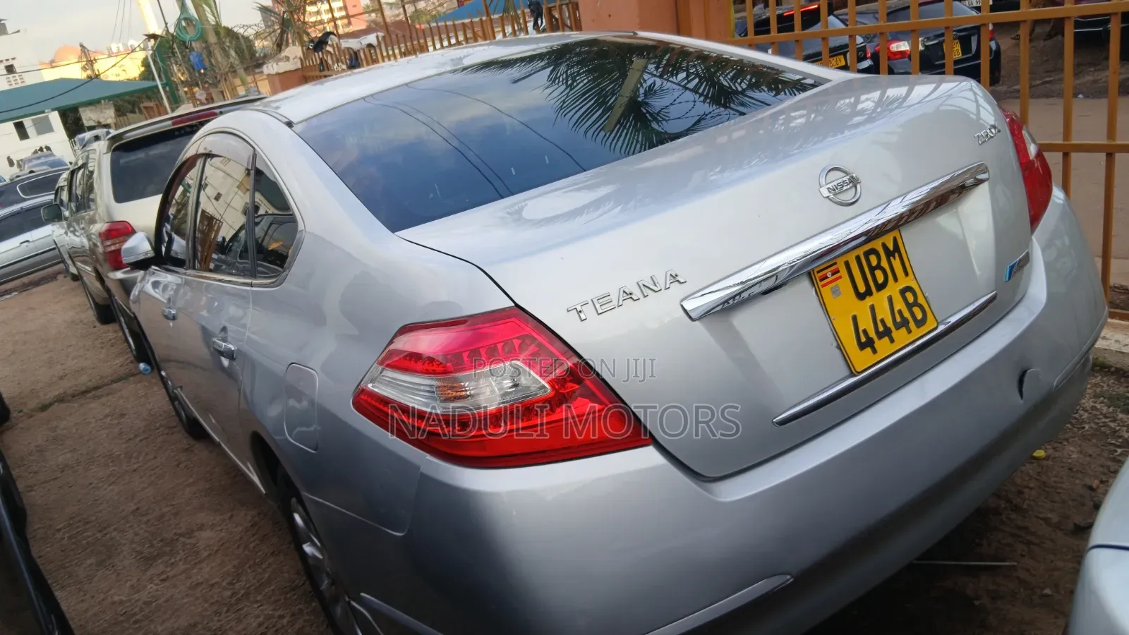 Nissan Teana 2010 Silver