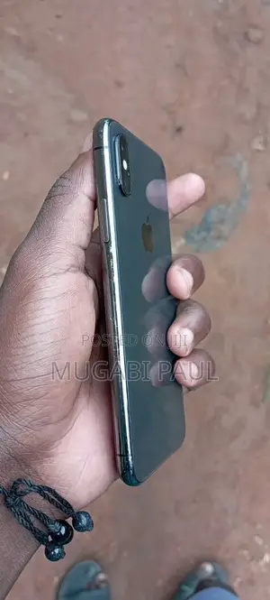 Apple iPhone XS 64 GB Black
