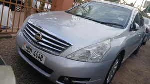 Nissan Teana 2010 Silver