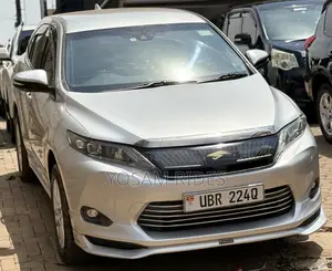 Toyota Harrier 2.0 2016 Silver