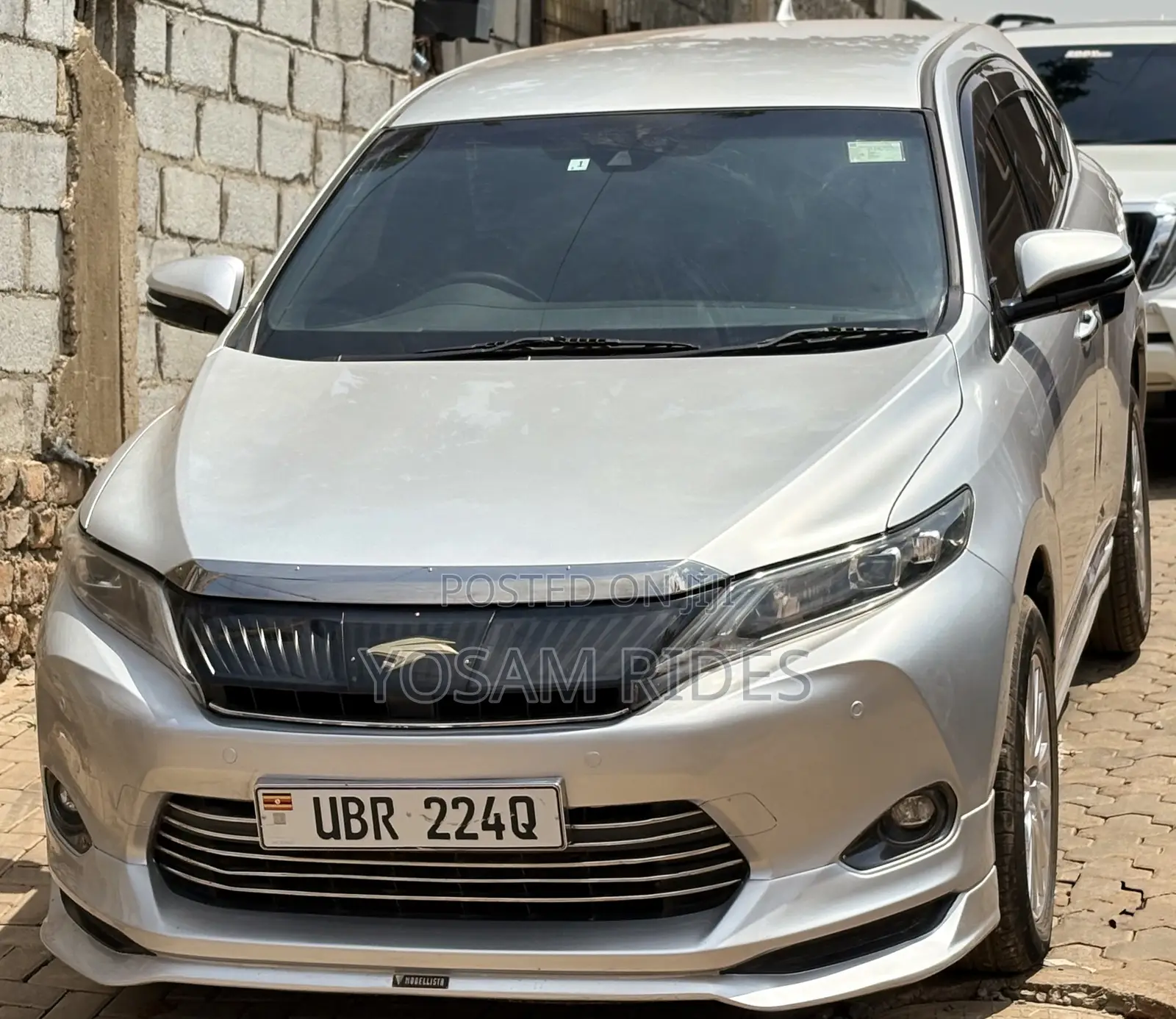 Toyota Harrier 2.0 2016 Silver