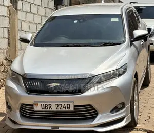 Toyota Harrier 2.0 2016 Silver