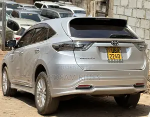 Toyota Harrier 2.0 2016 Silver