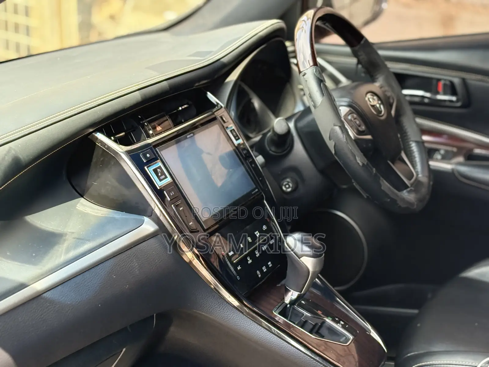 Toyota Harrier 2.0 2016 Silver