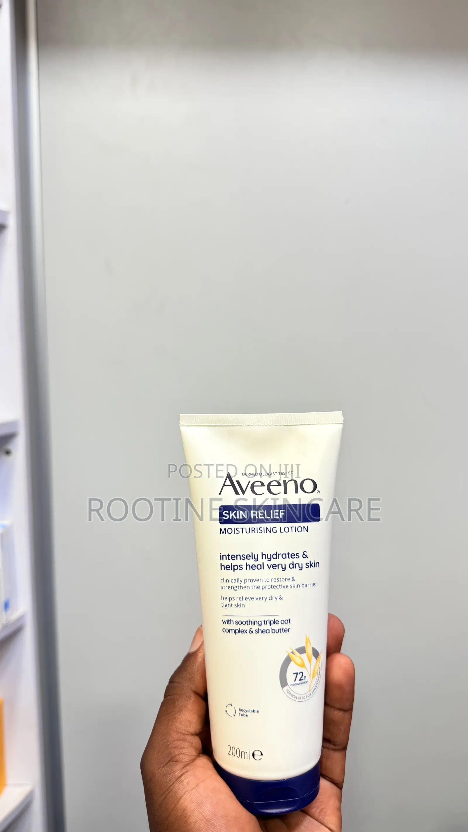 Aveeno Skin Relief Moisturizing Lotion for Very Dry Skin 200mls