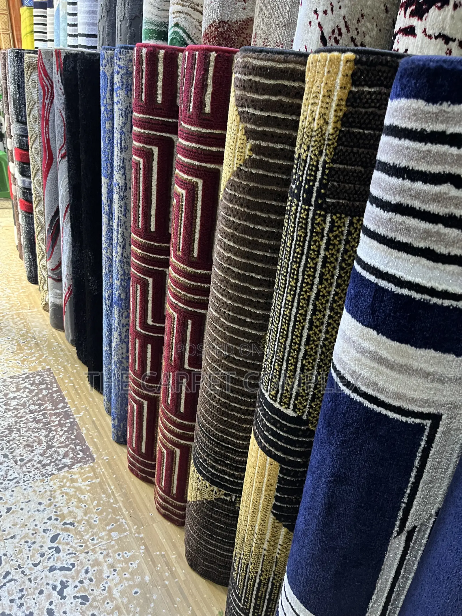 Small Centre Rugs 200k Single Rooms