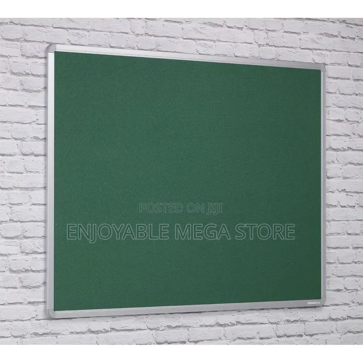Wallmounted Notice Board 90×120cm