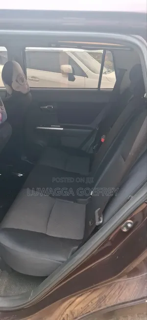 Toyota Rumion 1.5 FWD 2023 Maroon