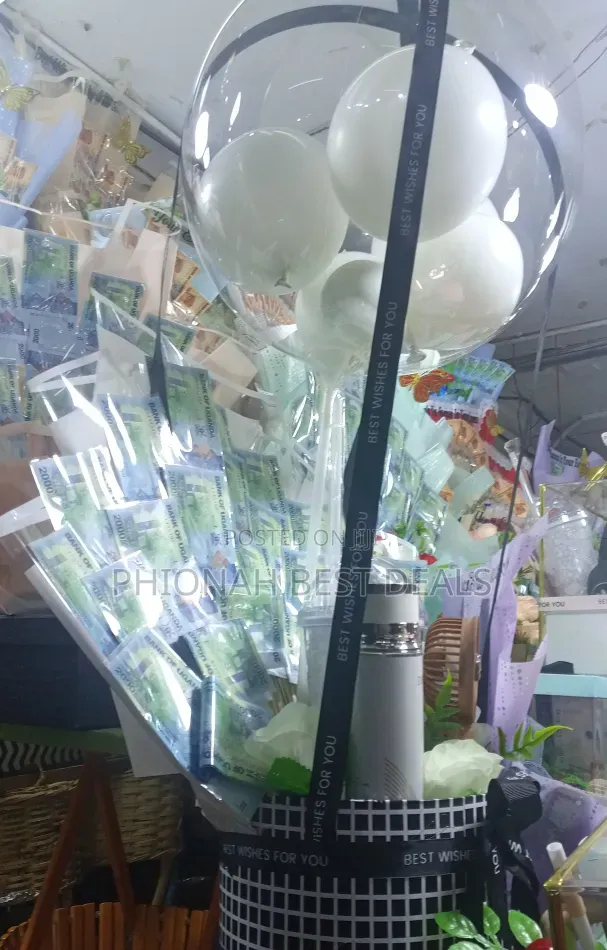 Bulloon With Money Success Card