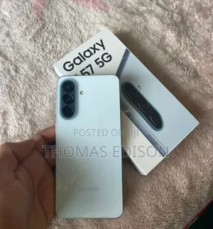 New Samsung Galaxy A57 256 GB Green