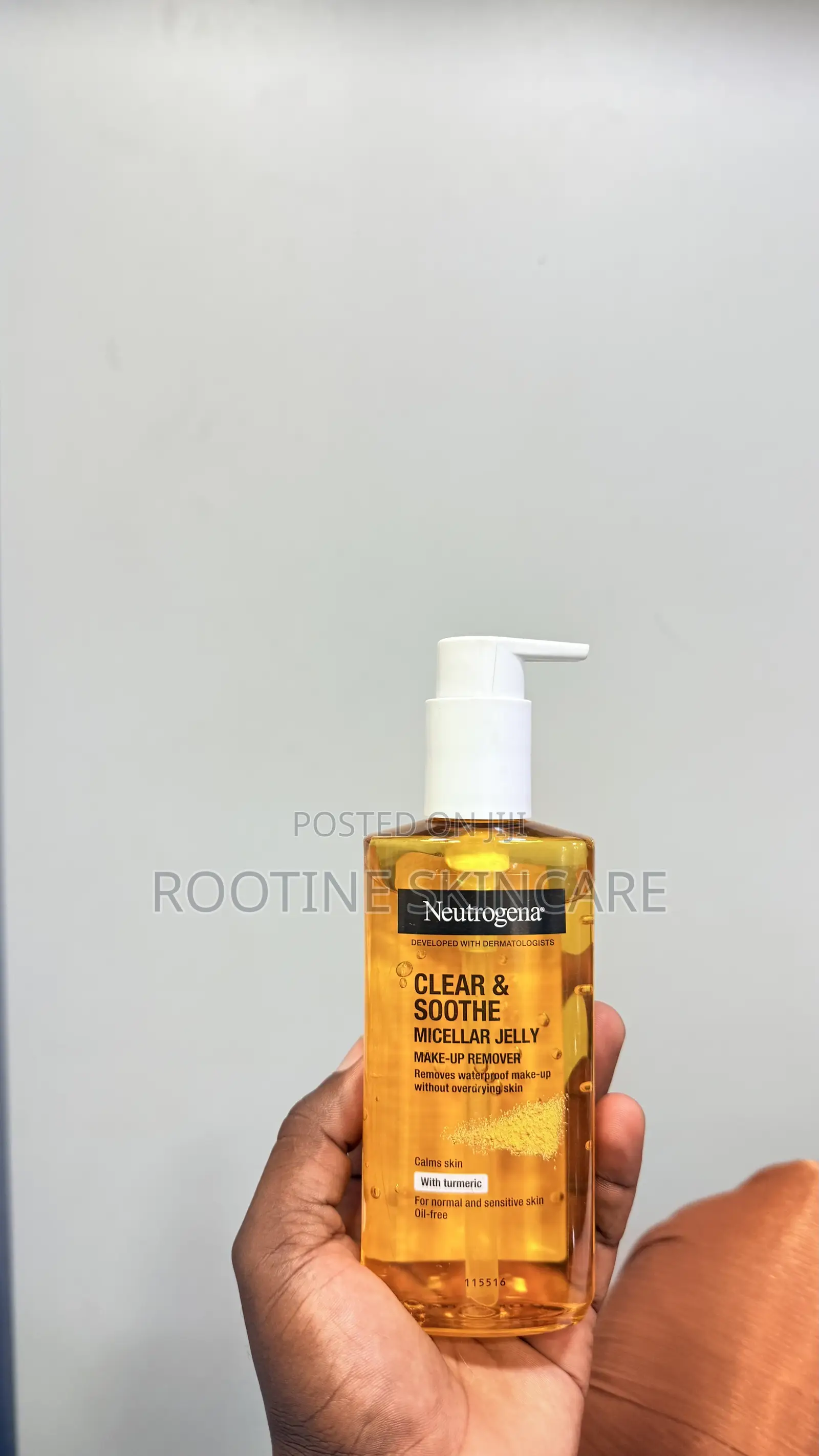 Neutrogena Clear and Soothe Purifying Micellar Jelly Wash 200mls