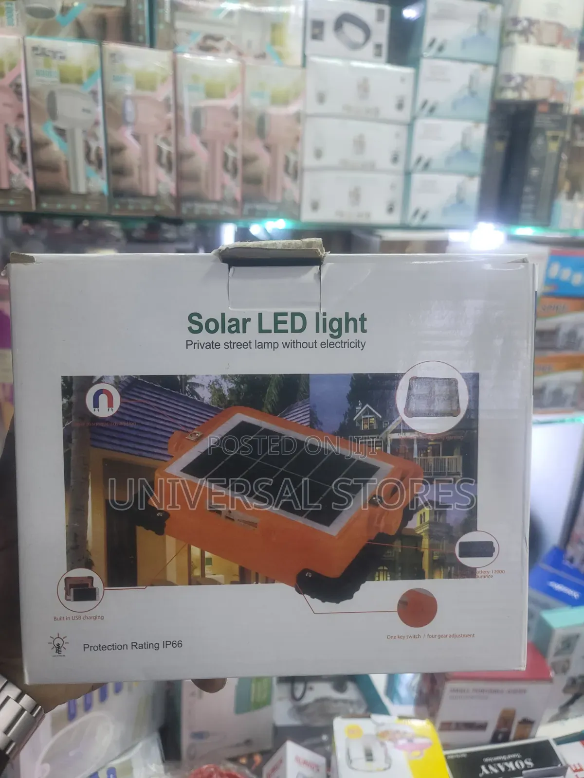 Solar LED Flood Light / Private Street Lamp