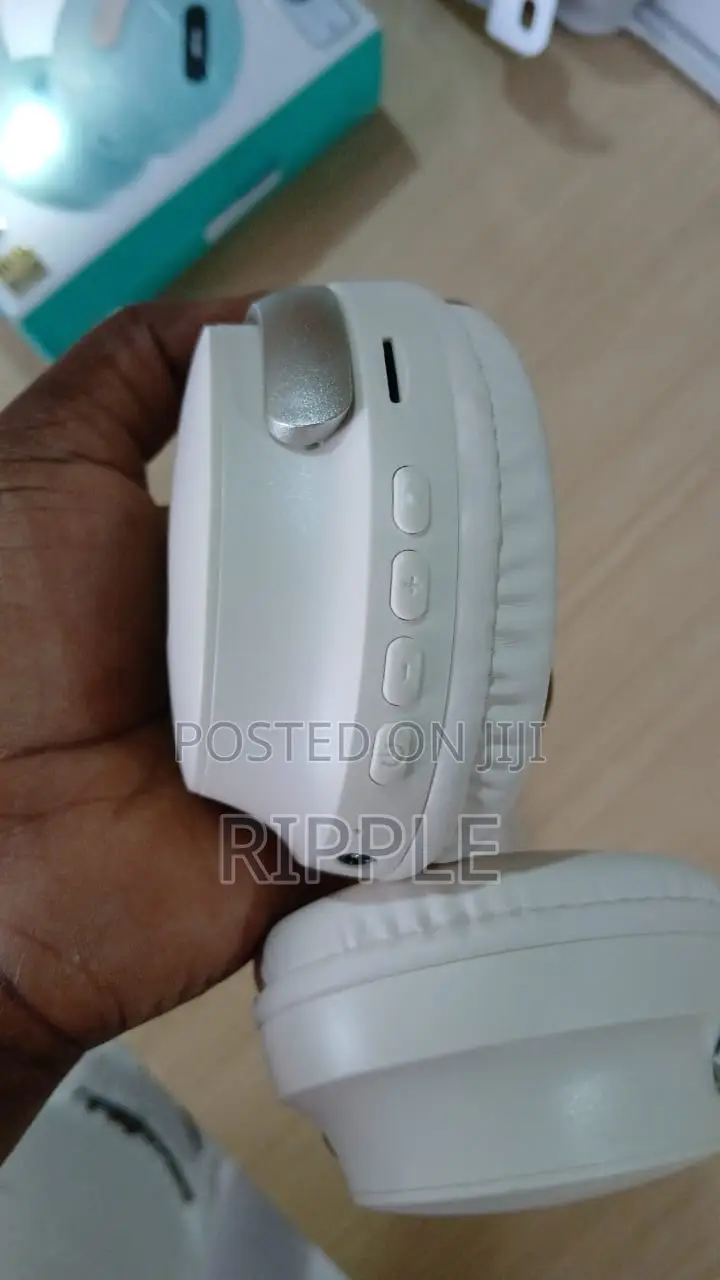 Aerbes Wireless Bluetooth 5.3 Headphones Rechargeable Hi-Fi Stereo