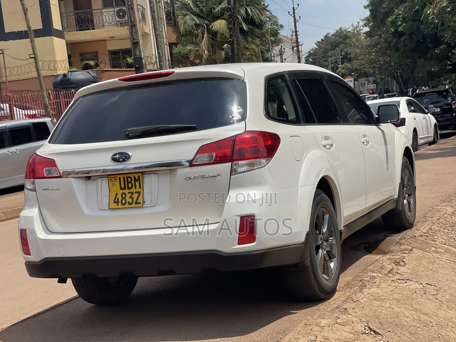 Subaru Outback 2010 White