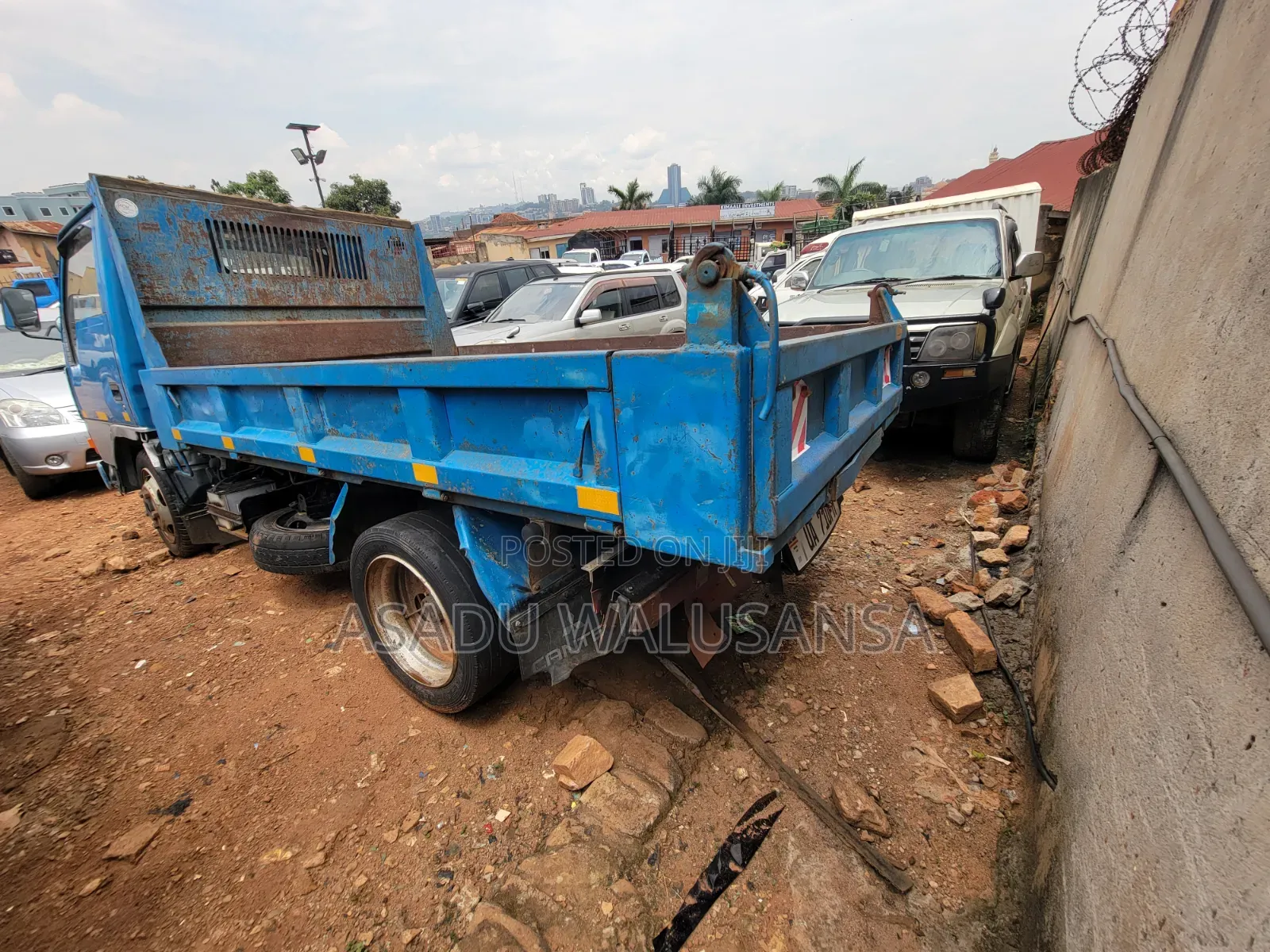 Mitsubishi Canter 1995 Blue