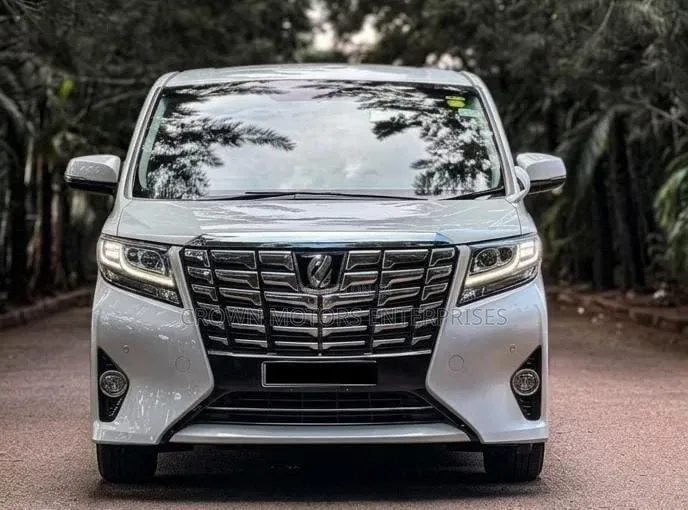 Toyota Alphard 2.5 Petrol AWD 2017 White