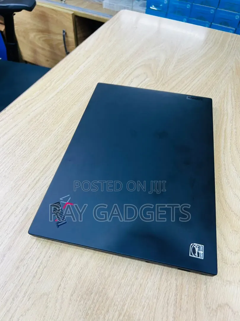 New Laptop Lenovo ThinkPad X1 Carbon 16GB Intel Core i5 SSD 512GB