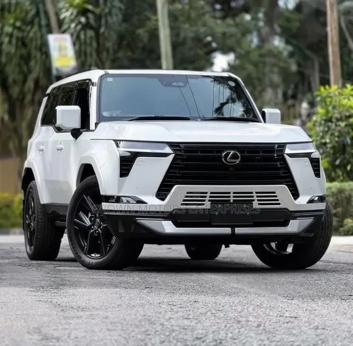 Lexus GX 550 Luxury 4WD 2025 White