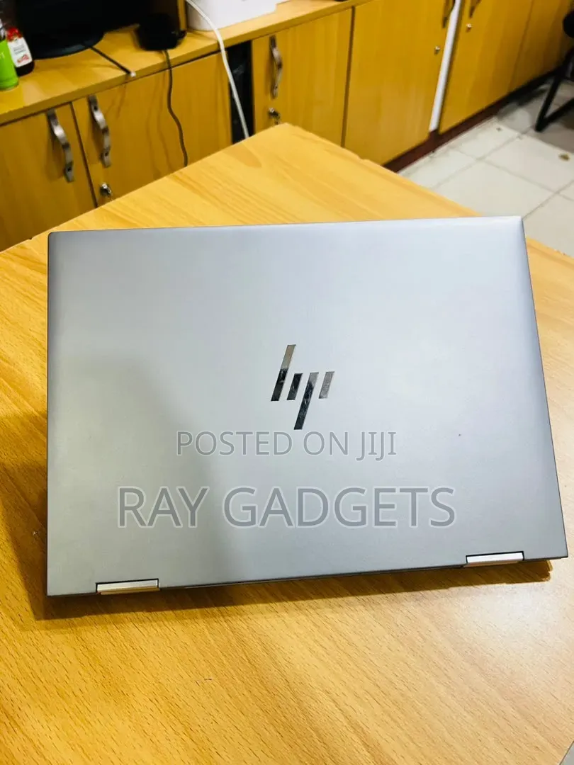 New Laptop HP EliteBook x360 1040 G7 16GB Intel Core i7 SSD 512GB