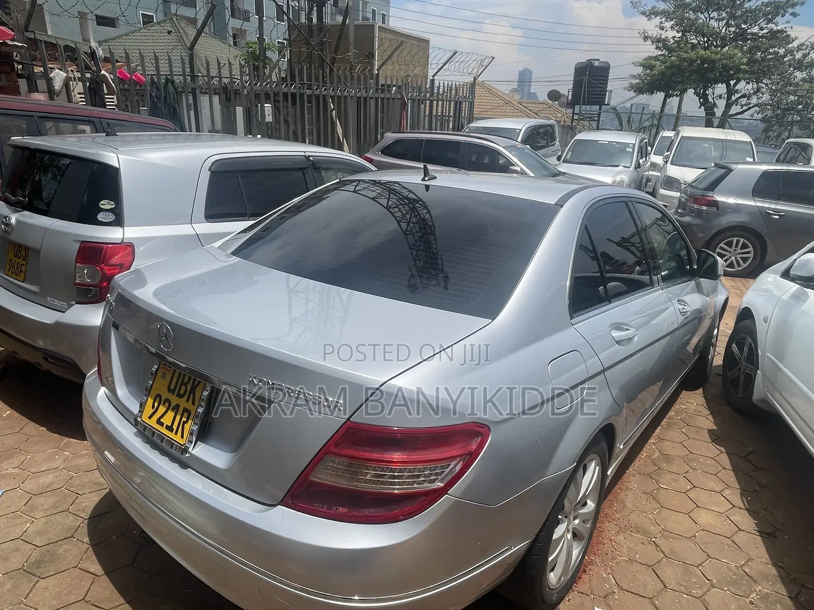 Mercedes-Benz C200 2012 Silver
