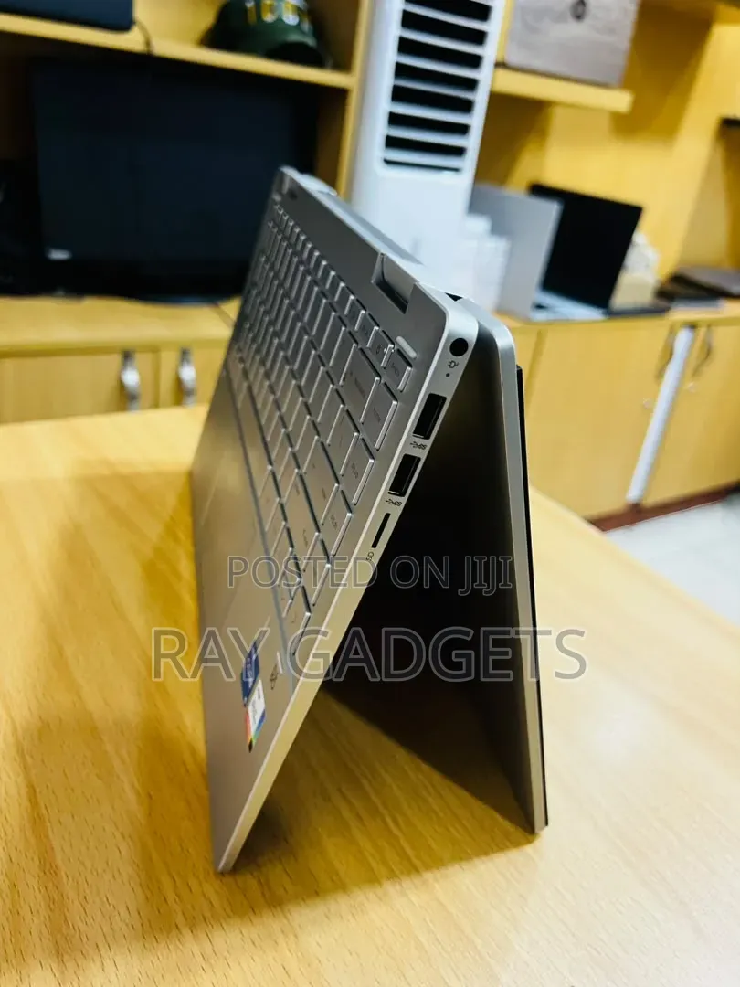 New Laptop HP Pavilion 14 x360 2-in-1 16GB Intel Core i7 SSD 512GB