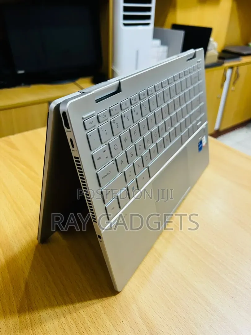 New Laptop HP Pavilion 14 x360 2-in-1 16GB Intel Core i7 SSD 256GB