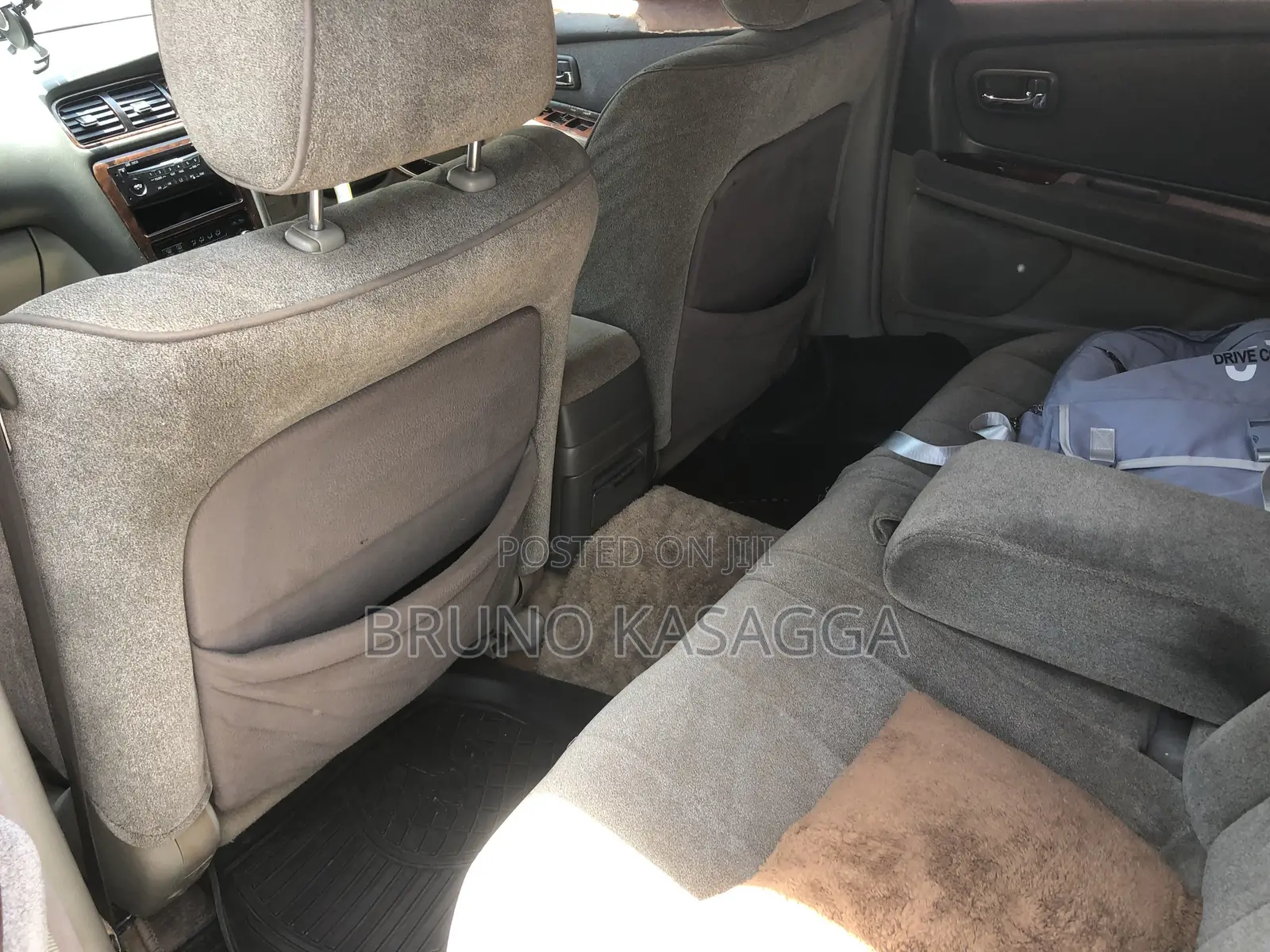Toyota Mark II 2000 Silver