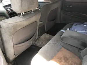 Toyota Mark II 2000 Silver