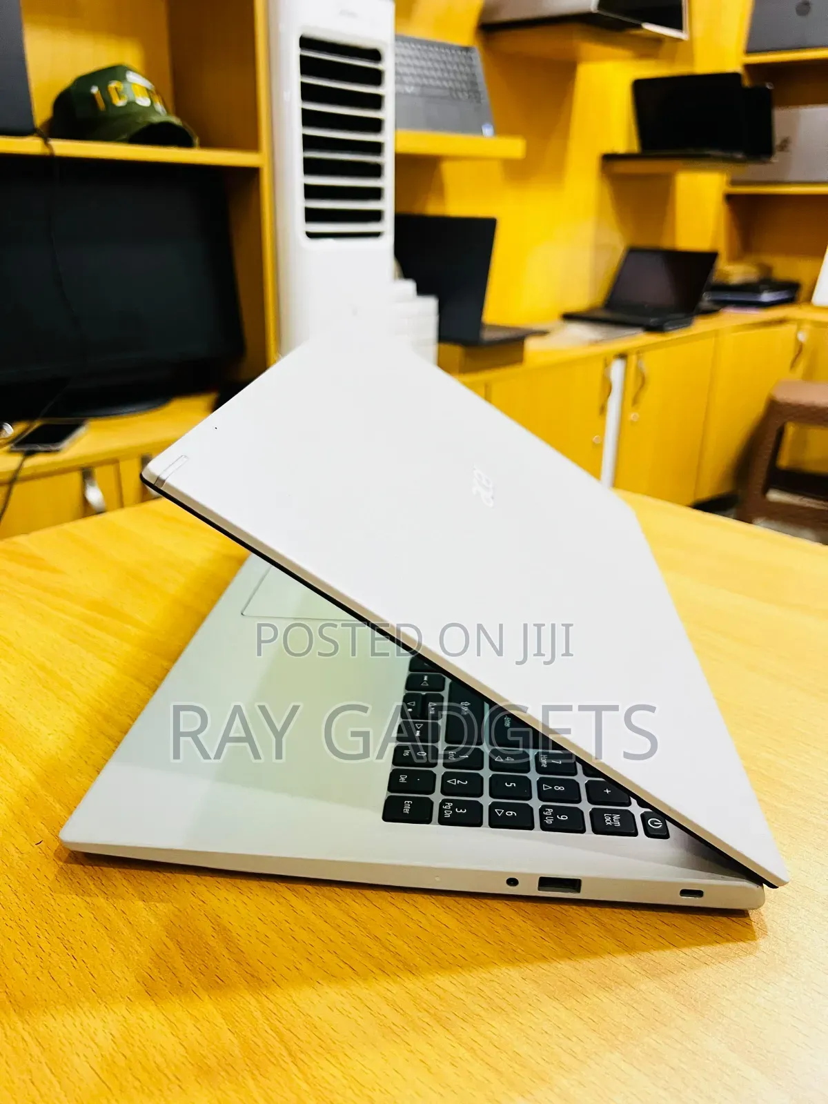 New Laptop Acer Aspire 15 8GB Intel Core i7 SSD 512GB