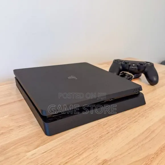 PS4 Slim – Your Sitting Room Deserves This Energy!