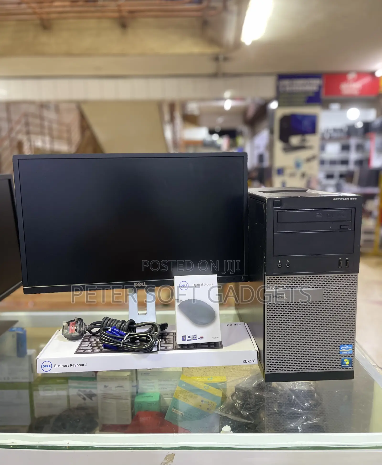 Desktop Computer Dell OptiPlex 390 4GB Intel Core i3 HDD 500GB