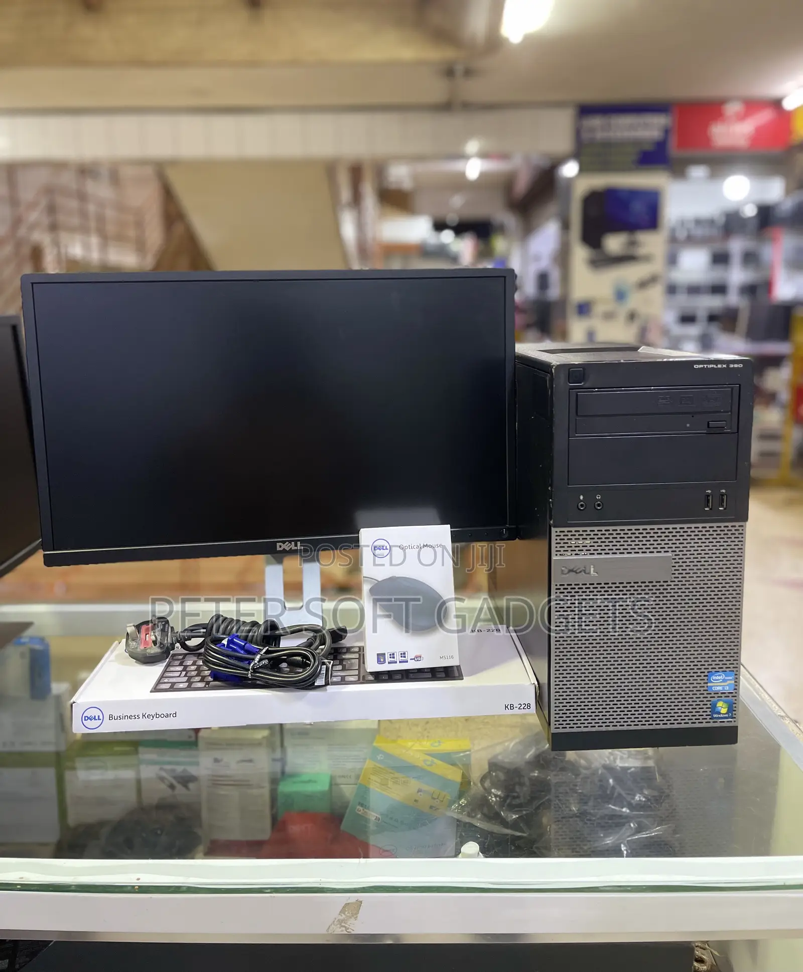 Desktop Computer Dell OptiPlex 390 4GB Intel Core i3 HDD 500GB