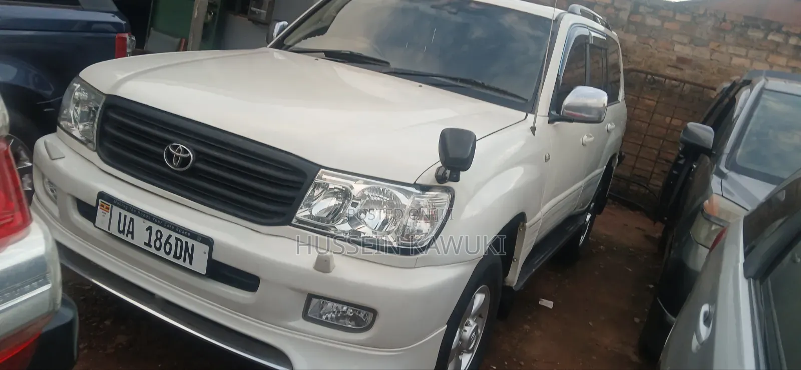 Toyota Land Cruiser 2005 White