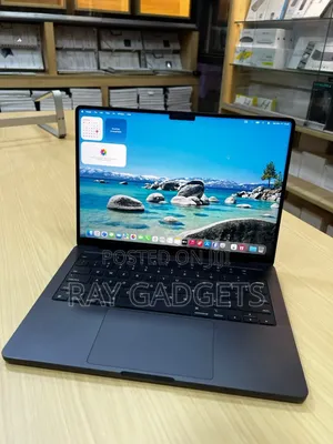 New Laptop Apple MacBook Pro 2024 M4 Pro 24GB Apple M4 Pro SSD 512GB