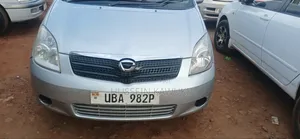 Toyota Corolla Spacio 2000 Silver