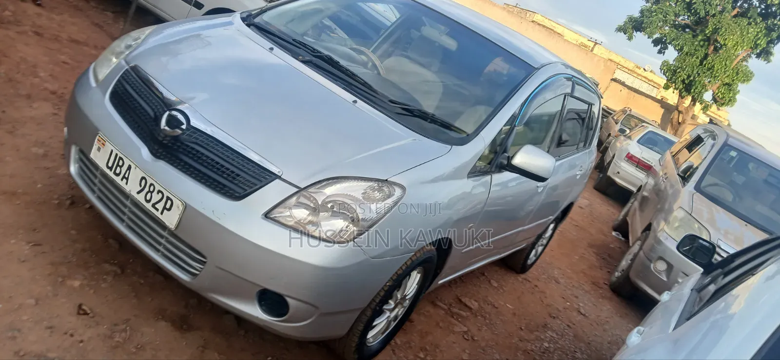 Toyota Corolla Spacio 2000 Silver