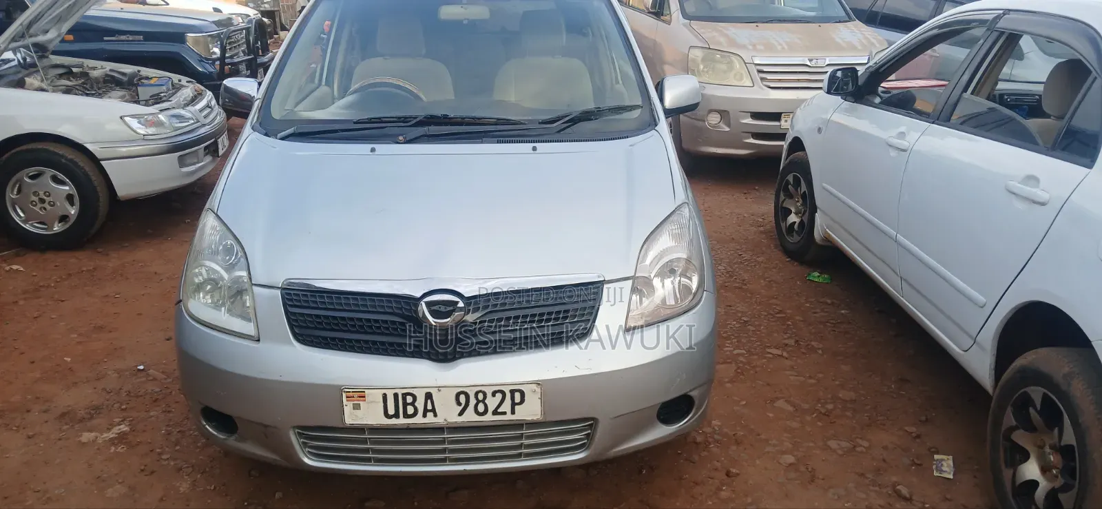 Toyota Corolla Spacio 2000 Silver