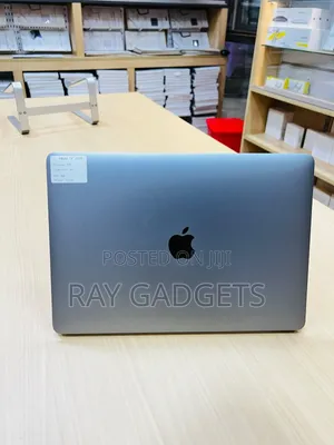 New Laptop Apple MacBook Air 2020 M1 8GB Apple M1 SSD 256GB