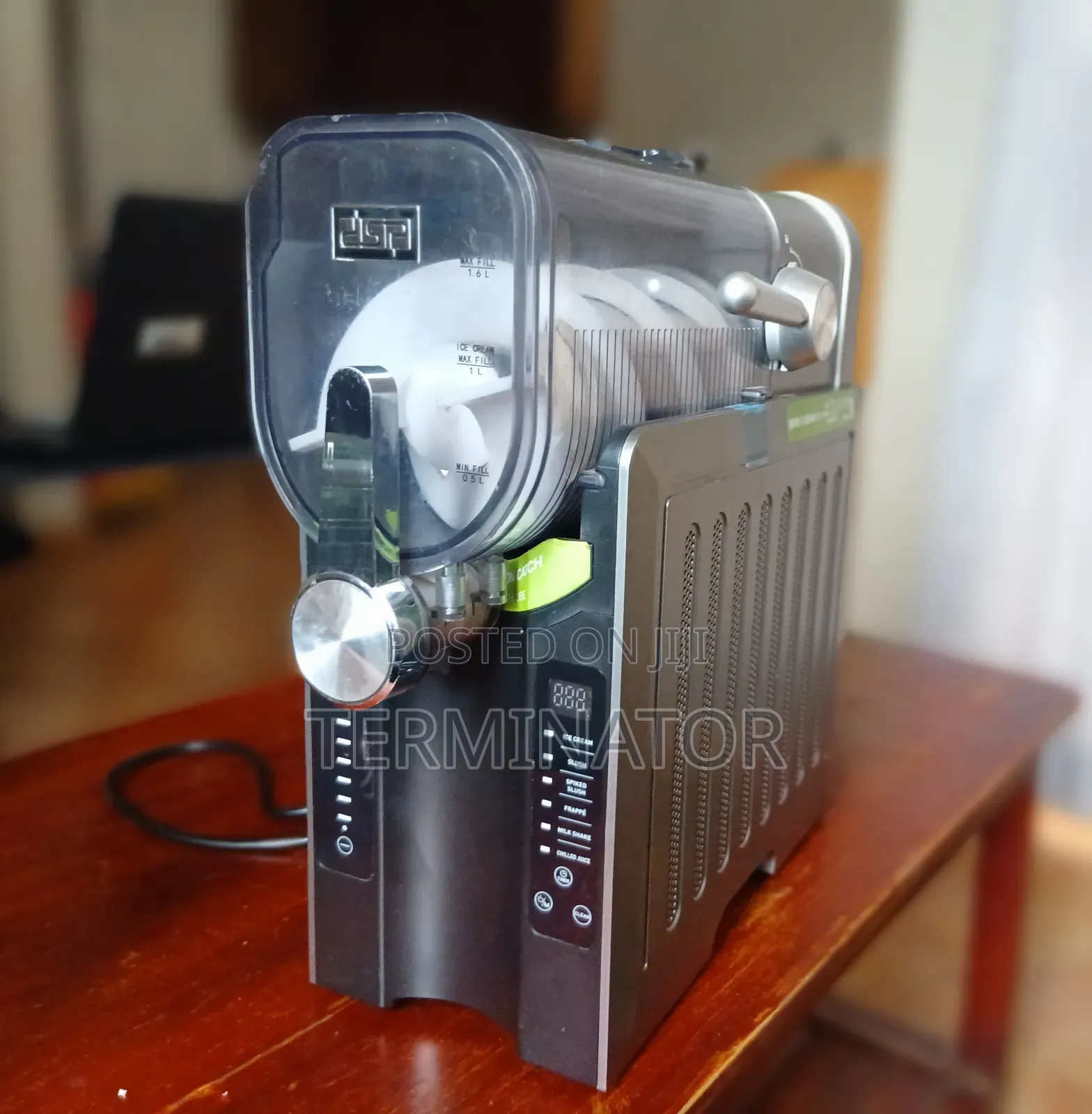DSP KJ3085 Frozen Dessert and Slushie Maker