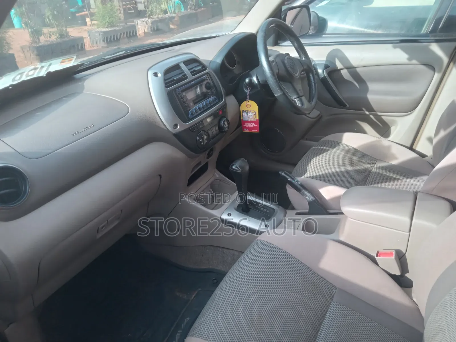Toyota RAV4 2001 Beige