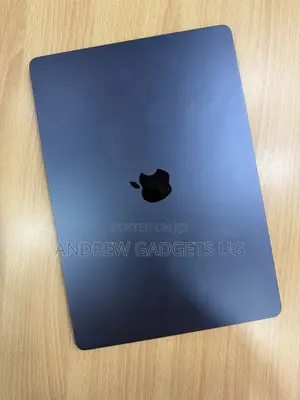 Laptop Apple MacBook Air 2023 M2 8GB Apple M2 SSD 512GB