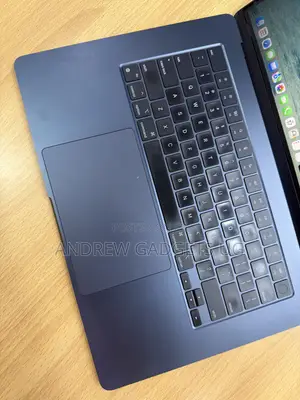 Laptop Apple MacBook Air 2023 M2 8GB Apple M2 SSD 512GB