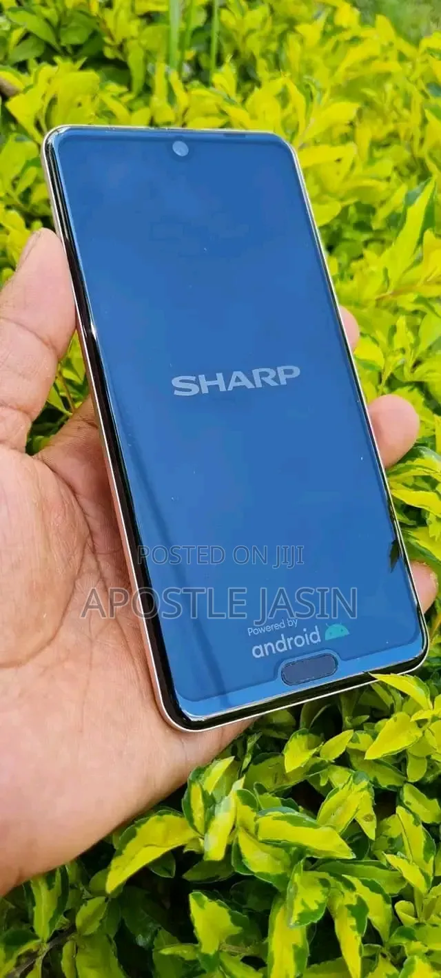 Sharp Aquos R3 128 GB Gold